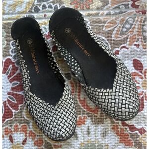 BM bernie mev. Catwalk Ballet Flats Reflective Women's Sz EU 39/9 Metalic White